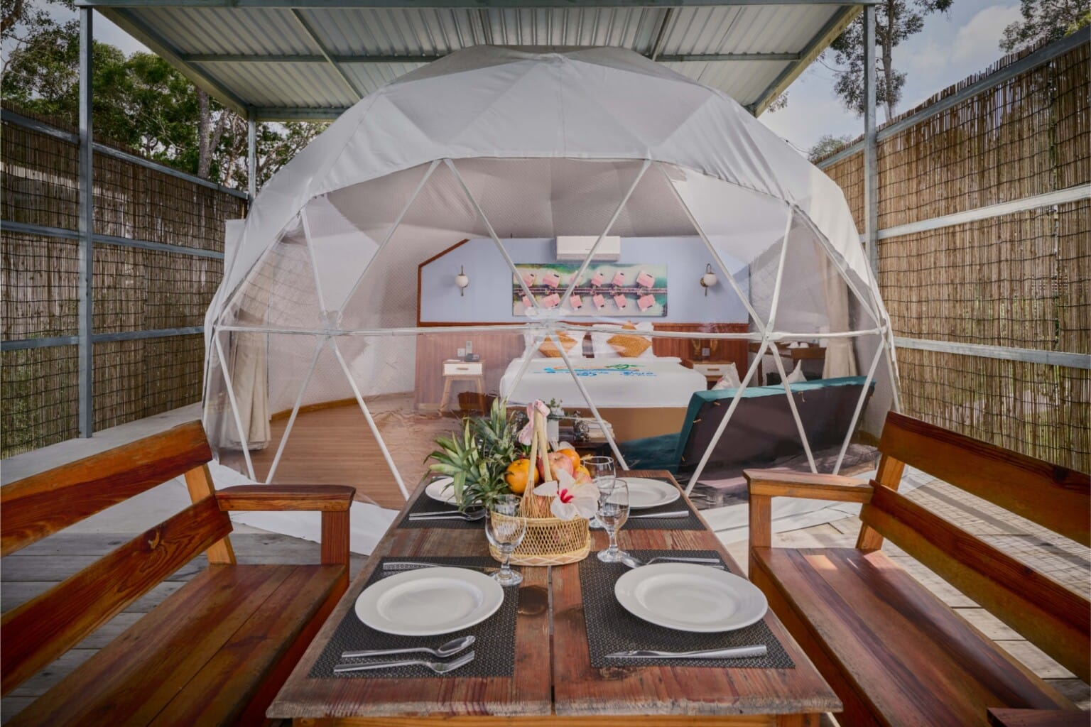 Suite with Garden View -side photo